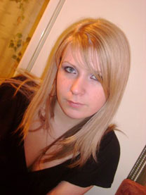 girl seeking older men - russianchattingapp.com