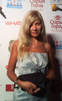 russianchattingapp.com - local woman