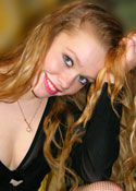 russian_woman_looking - russianchattingapp.com